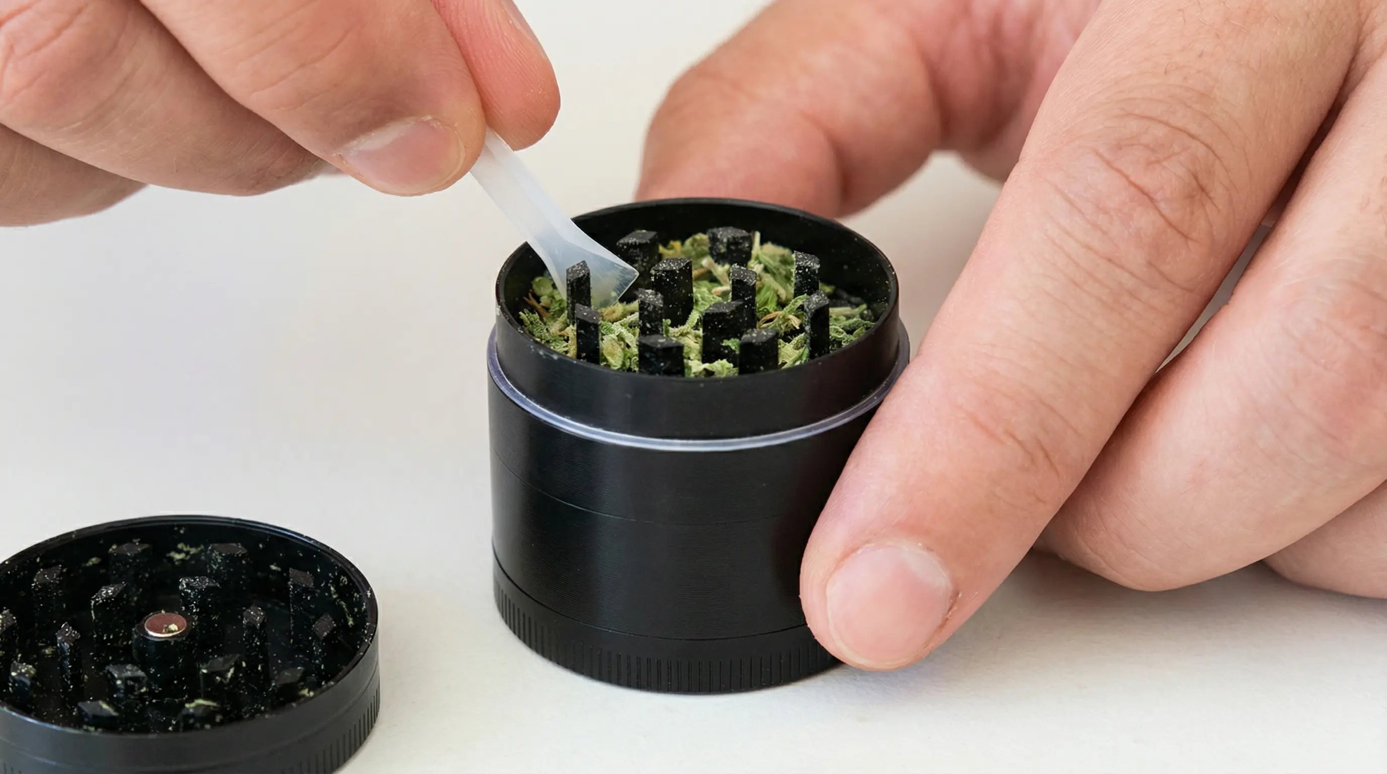 Can I Leave Weed in My Grinder? What You Need to Know